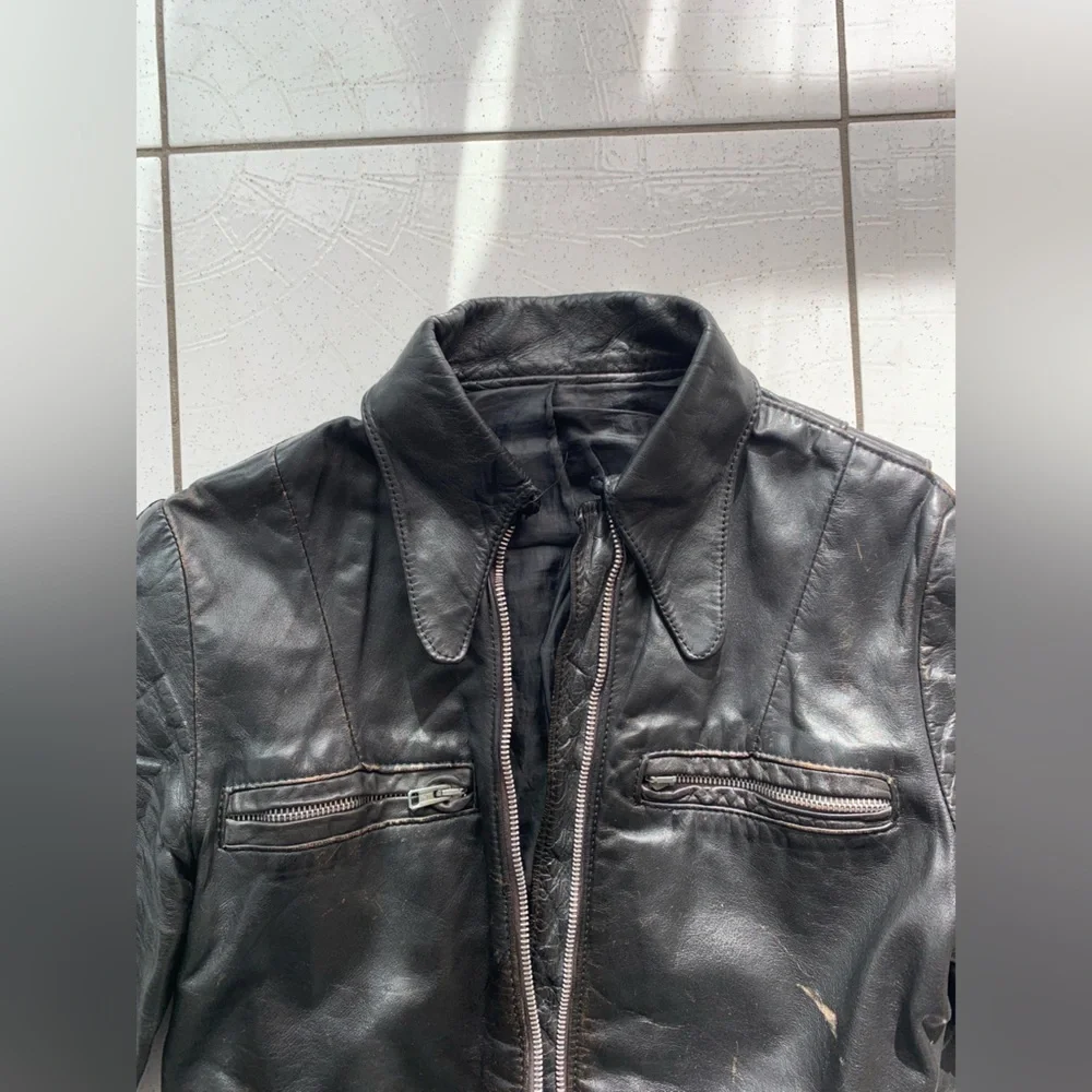 Réal vintage 70’s Women's Black Leather Jacket - Picture 2 of 4